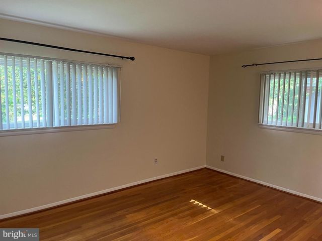 5101 DANBURY RD, Bethesda, MD 20814