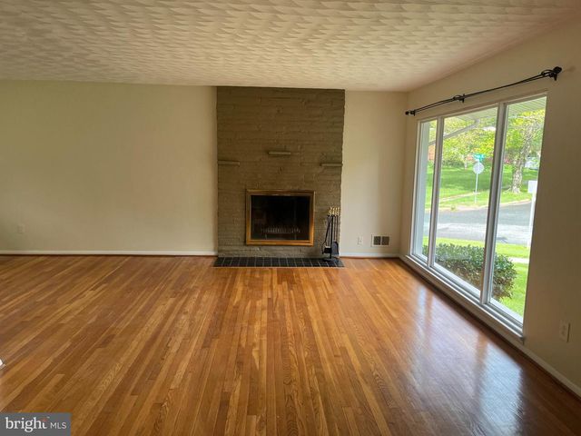 5101 DANBURY RD, Bethesda, MD 20814