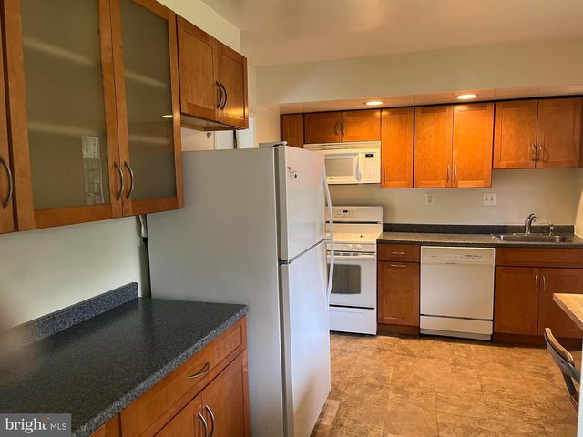 5101 DANBURY RD, Bethesda, MD 20814