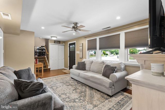 65 CALDWELL AVE, Marlton, NJ 08053