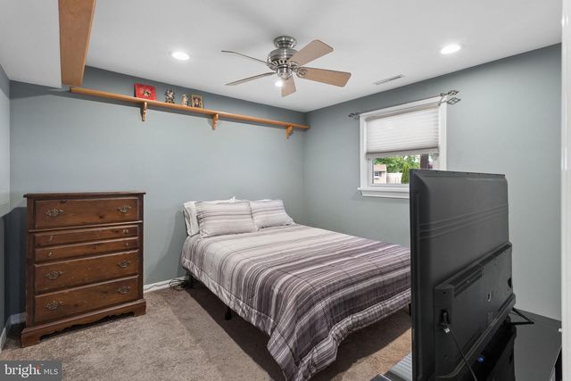 65 CALDWELL AVE, Marlton, NJ 08053