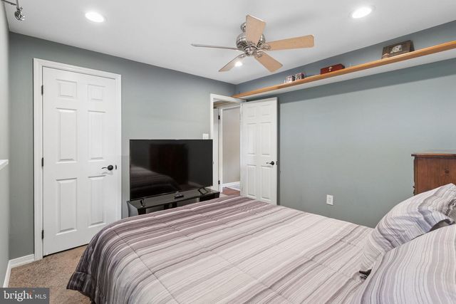 65 CALDWELL AVE, Marlton, NJ 08053