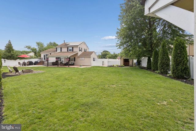 65 CALDWELL AVE, Marlton, NJ 08053