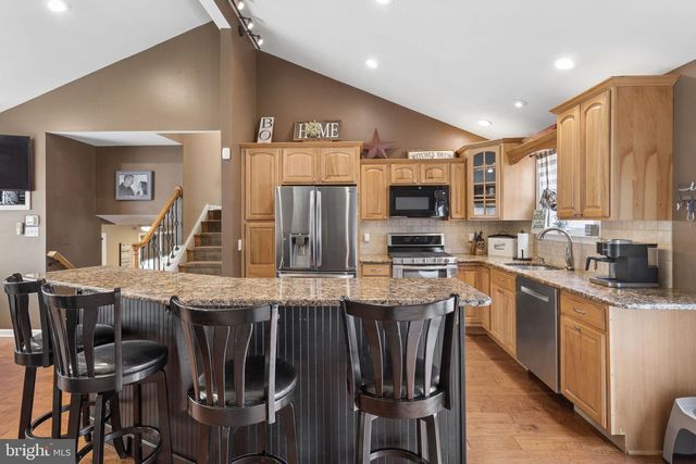 65 CALDWELL AVE, Marlton, NJ 08053