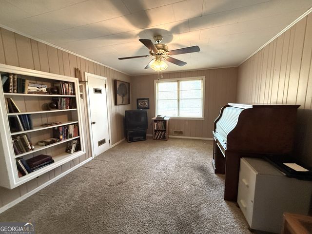 186 Lake Forest Drive, Elberton, GA 30635