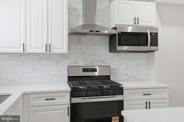 2710 MURA ST, Baltimore, MD 21213