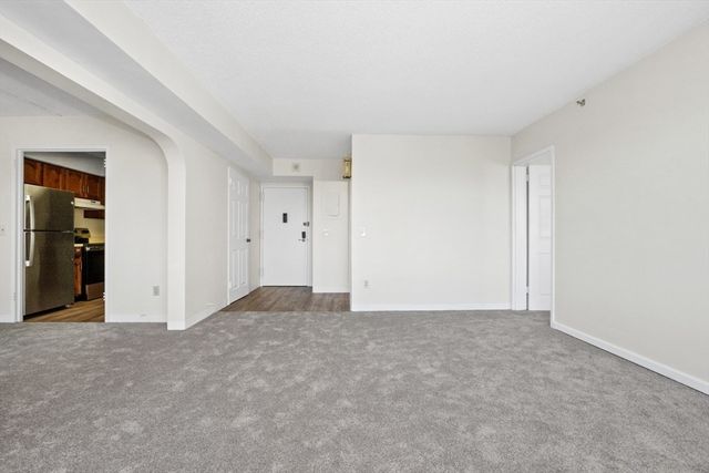 250 Hammond Pond Parkway 707S, Newton, MA 02467