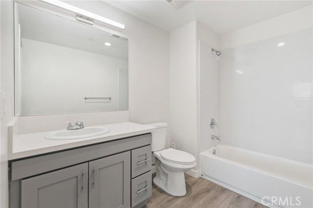 419 N Chandler 417, Monterey Park, CA 91754