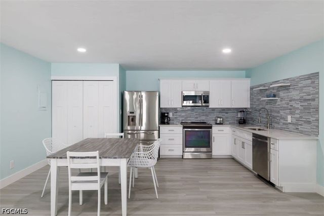 27900-902 Vermont ST, Bonita Springs, FL 34135