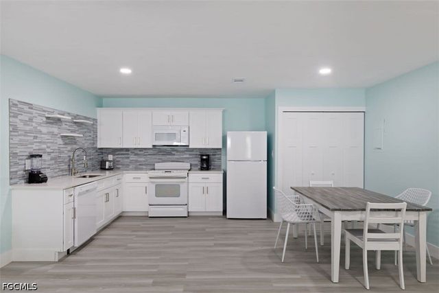 27900-902 Vermont ST, Bonita Springs, FL 34135