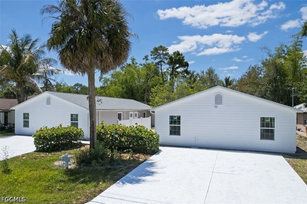 27900-902 Vermont ST, Bonita Springs, FL 34135