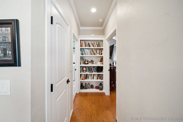 466 N Keypoint Drive, Sand Springs, OK 74063