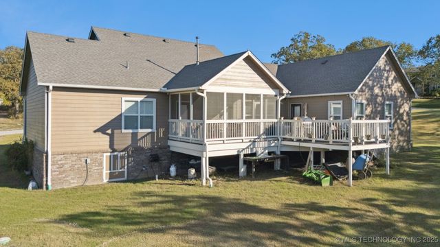 466 N Keypoint Drive, Sand Springs, OK 74063