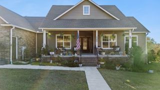 466 N Keypoint Drive, Sand Springs, OK 74063