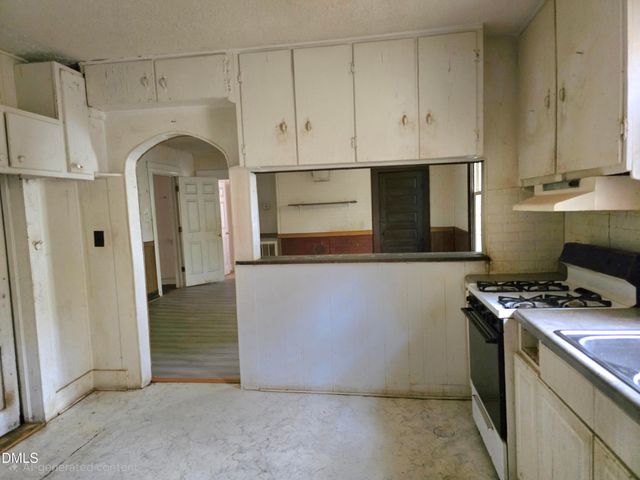 209 N Porter Street, Whitakers, NC 27891