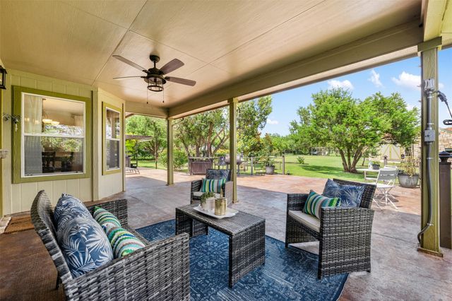 212 Bronco BLVD, Liberty Hill, TX 78642