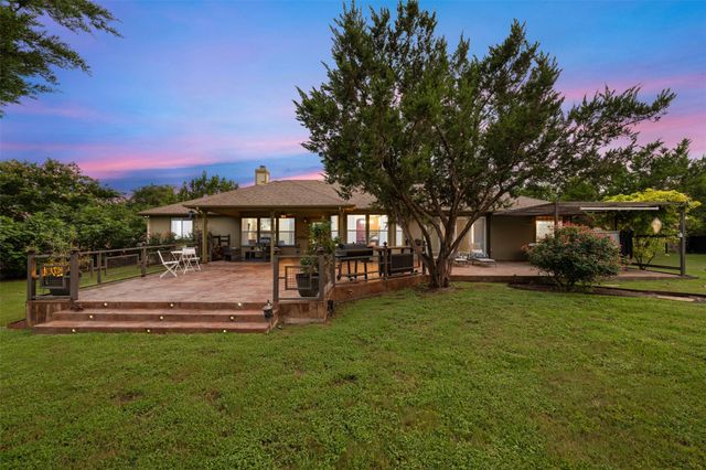 212 Bronco BLVD, Liberty Hill, TX 78642