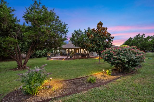 212 Bronco BLVD, Liberty Hill, TX 78642