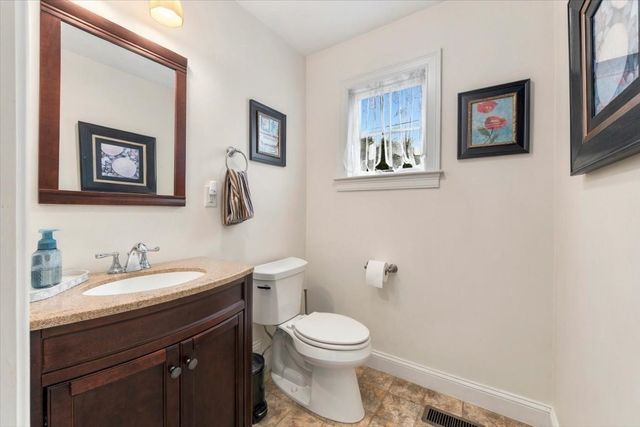276 East Street, Hingham, MA 02043