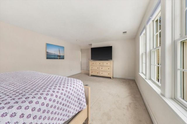 276 East Street, Hingham, MA 02043