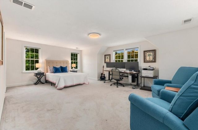 276 East Street, Hingham, MA 02043