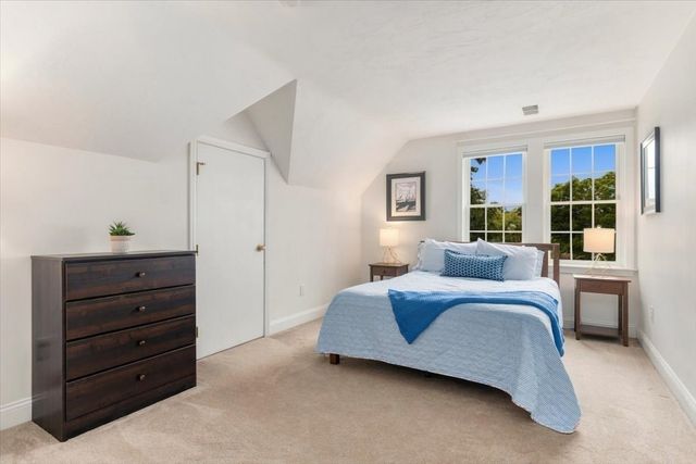 276 East Street, Hingham, MA 02043