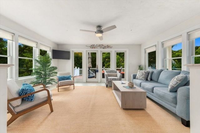276 East Street, Hingham, MA 02043