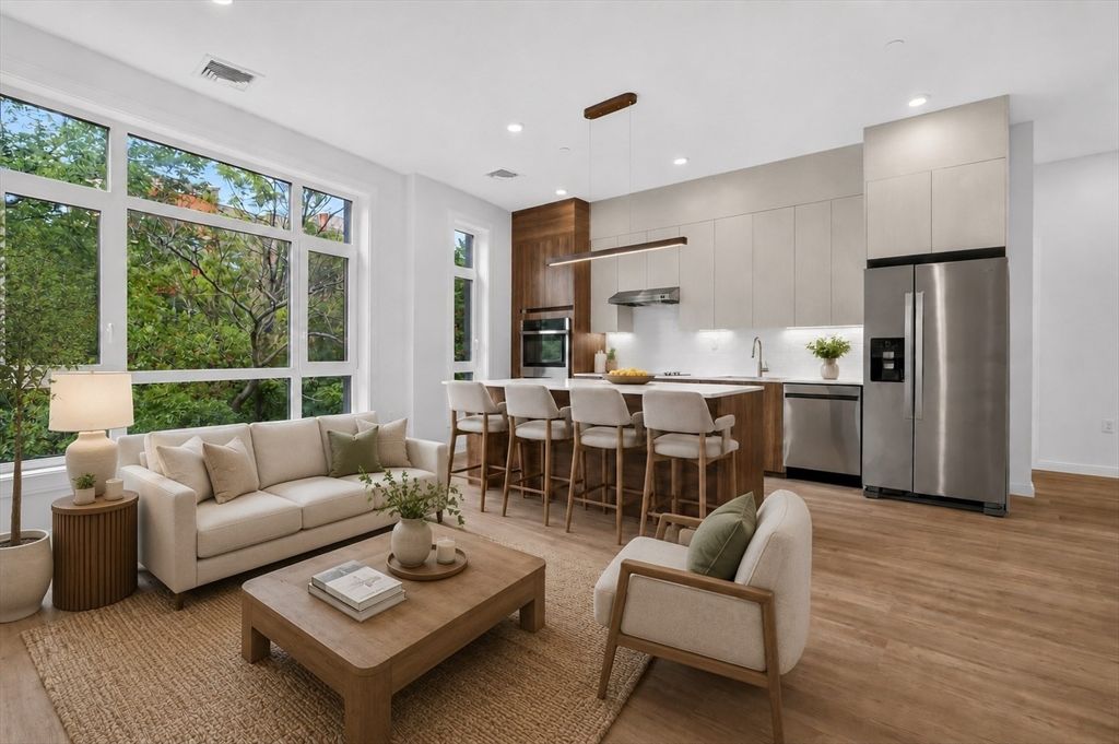 13 Warwick Street 206, Somerville, MA 02145