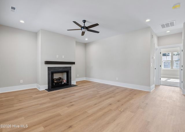 4926 Oleander Drive Unit B, Wilmington, NC 28403
