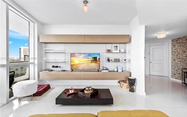 480 NE 30th 1607, Miami, FL 33137