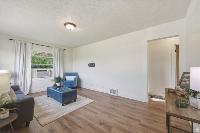 270 E 400 N, Bountiful, UT 84010