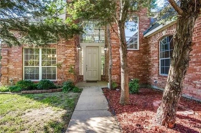 103 Dame Pattie Drive, Rockwall, TX 75032