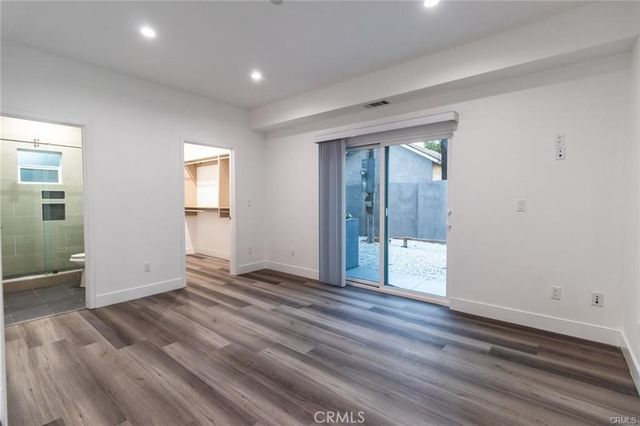 2152 S West View, Los Angeles, CA 90016