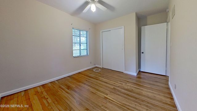 607 GARDEN CLIFF Court, Jacksonville, FL 32211