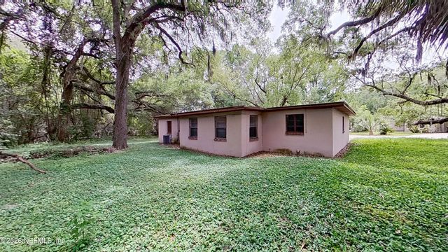 607 GARDEN CLIFF Court, Jacksonville, FL 32211