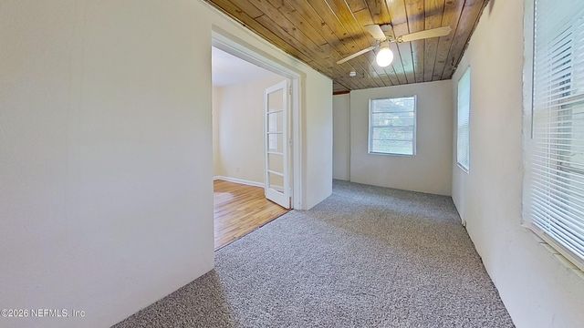 607 GARDEN CLIFF Court, Jacksonville, FL 32211