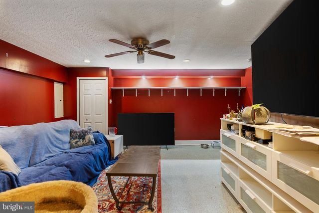 1004 NICHOLAS WAY, Glen Burnie, MD 21061