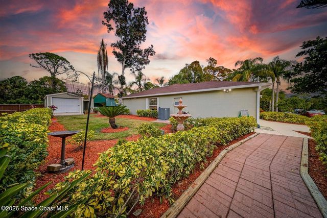 1585 Degamma Street NW, Palm Bay, FL 32907