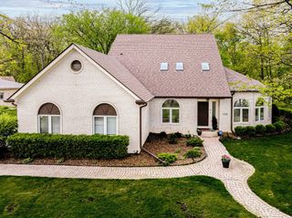 3208 E Buried Oak Drive, Crete, IL 60417