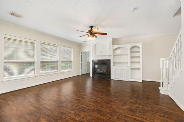 19907 Stone Lake Circle, Tomball, TX 77377
