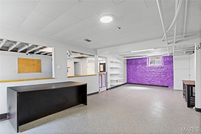 8923 Gravois Road, Affton, MO 63123