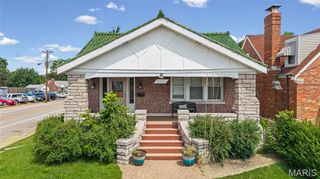 8923 Gravois Road, Affton, MO 63123