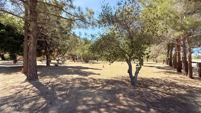 2342 W Avenue N, Palmdale, CA 93551