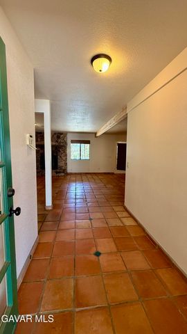 2342 W Avenue N, Palmdale, CA 93551