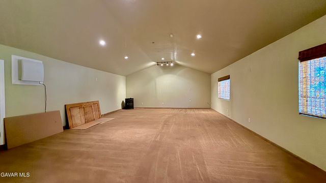 2342 W Avenue N, Palmdale, CA 93551