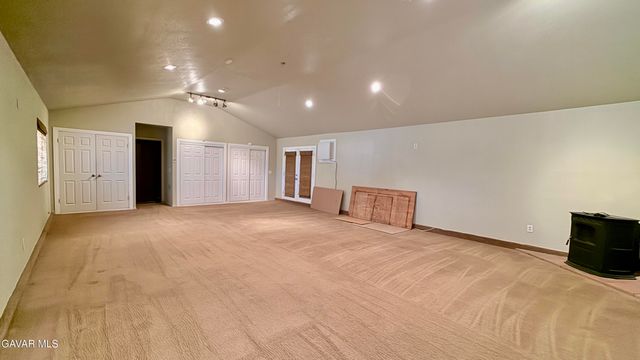 2342 W Avenue N, Palmdale, CA 93551