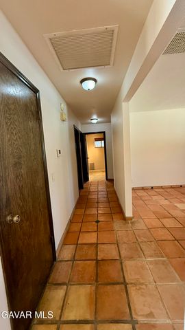 2342 W Avenue N, Palmdale, CA 93551