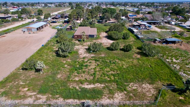 2342 W Avenue N, Palmdale, CA 93551