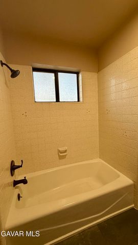 2342 W Avenue N, Palmdale, CA 93551