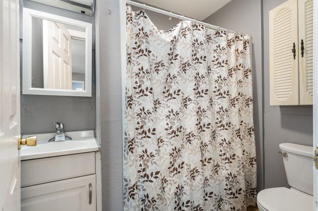 805 S Douglas Drive, Mount Pleasant, MI 48858